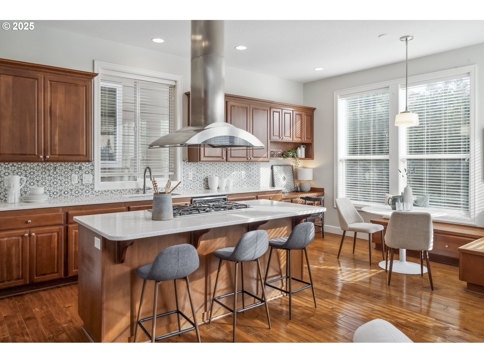 10950 Northwest Ridge Road Portland, OR 97229 - Photo 10 of 45 Gallery Image 10