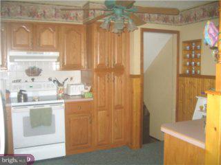 1031 Riviera Road Warminster, PA 18974 - Photo 3 of 6