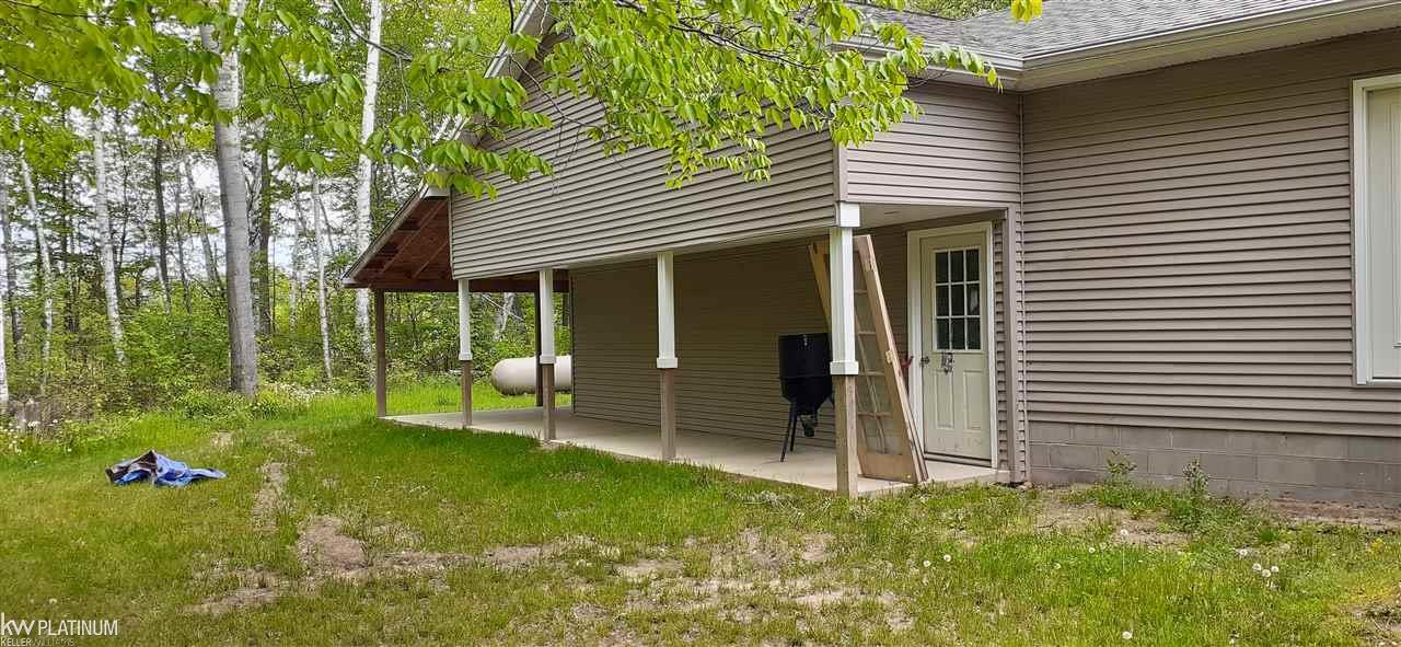 7260 Reddicliffe Road Melvin, MI 48454 - Photo 19 of 82 50012920-18.JPG