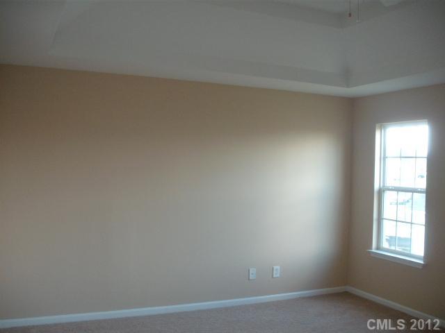 814 Reigate Road Charlotte, NC 28262 - Photo 7 of 10 Gallery Image 7