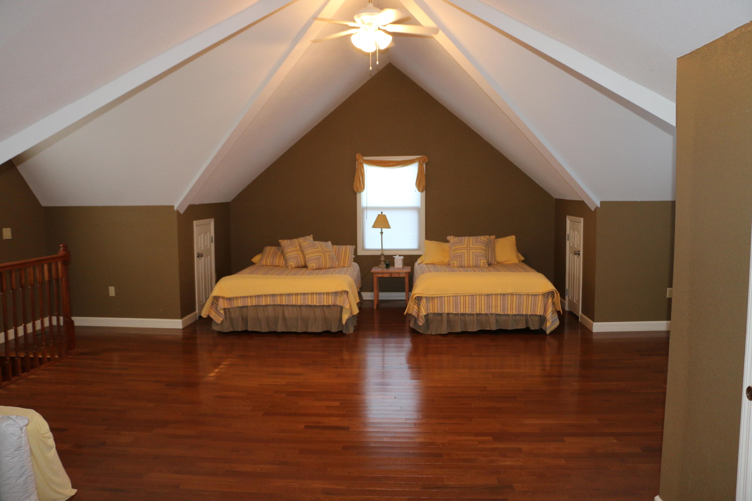 590 East Norris Point Road La Follette, TN 37766 - Photo 3 of 34 3