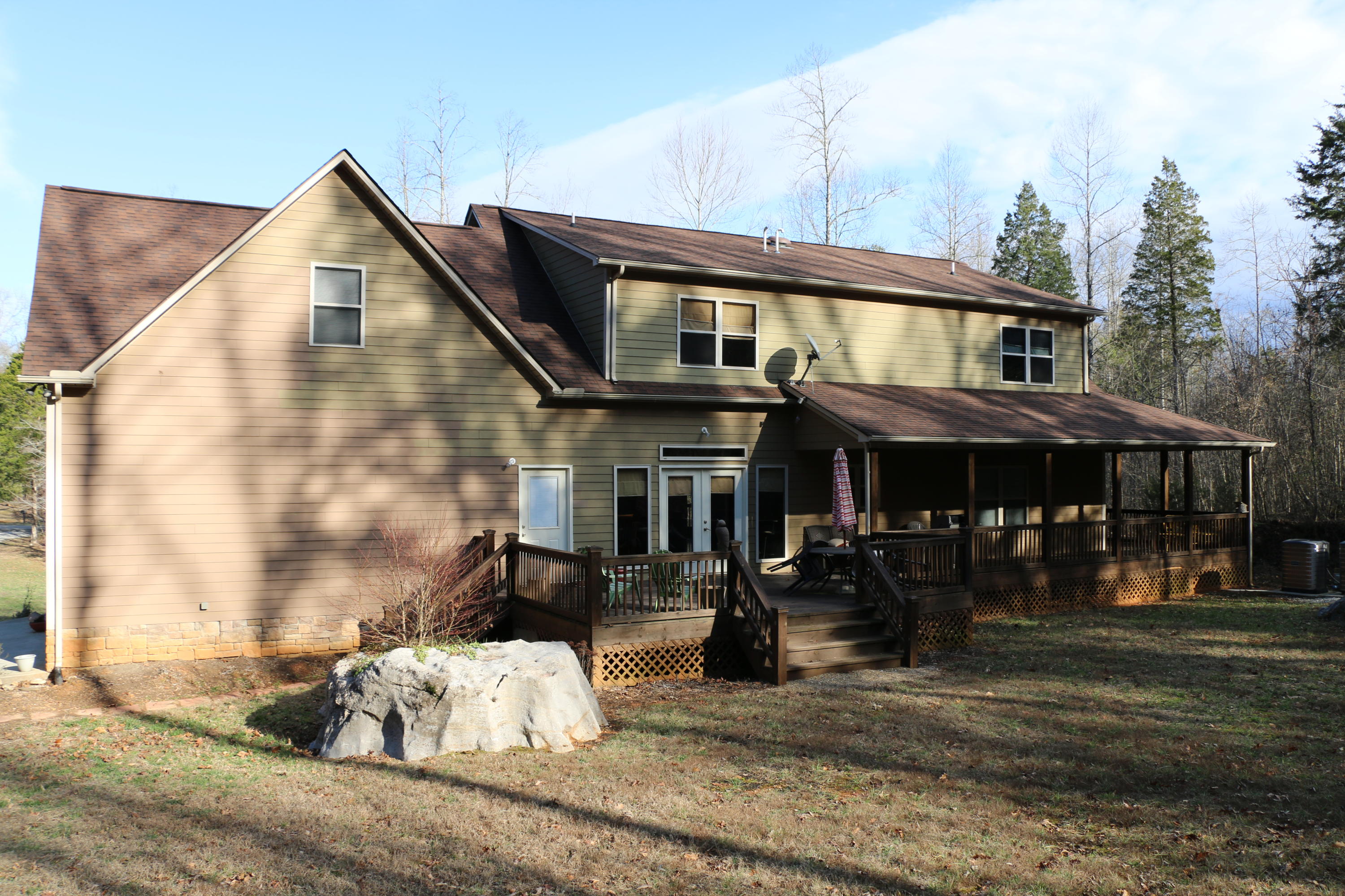 590 East Norris Point Road La Follette, TN 37766 - Photo 30 of 34 31