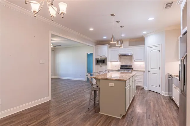 $327,500 | 648 Barron Chapel Road, Pineville, LA 71360