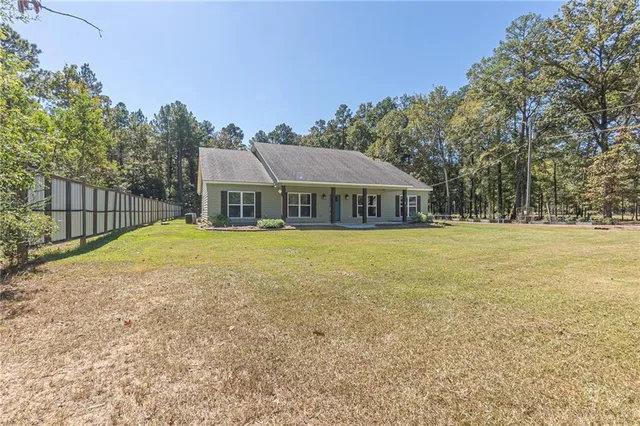 $327,500 | 648 Barron Chapel Road, Pineville, LA 71360