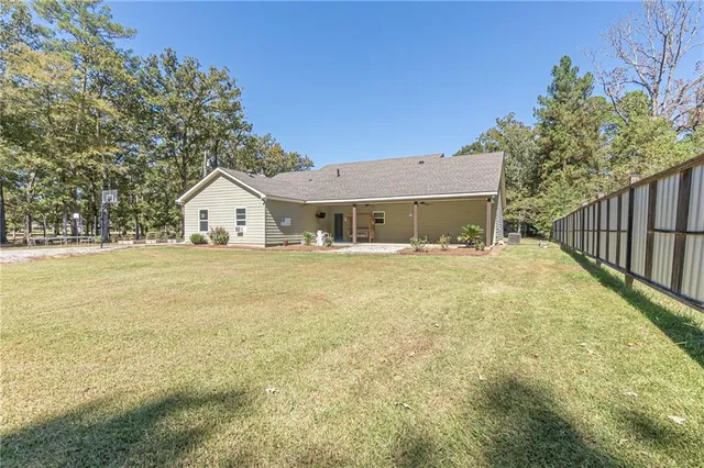 $327,500 | 648 Barron Chapel Road, Pineville, LA 71360