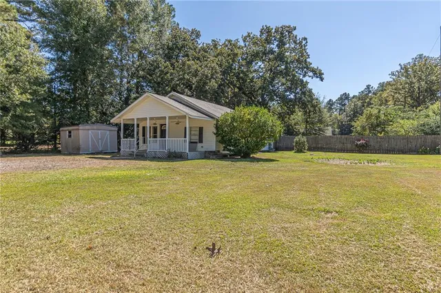 $327,500 | 648 Barron Chapel Road, Pineville, LA 71360