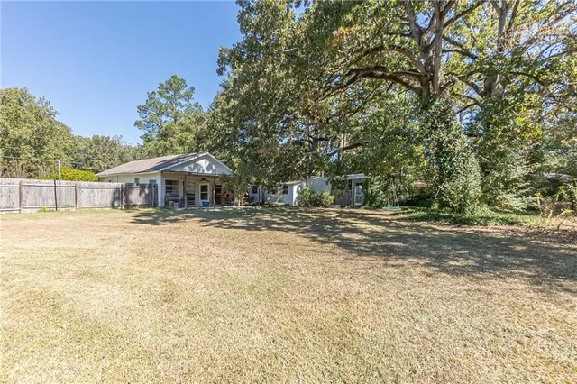 $327,500 | 648 Barron Chapel Road, Pineville, LA 71360