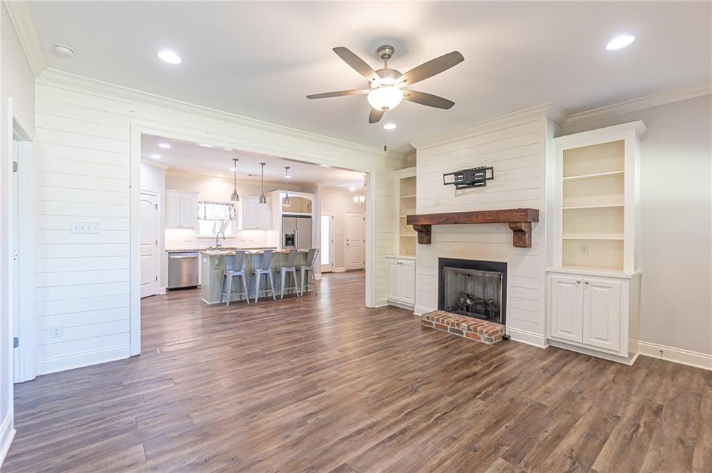 648 Barron Chapel Road Pineville, LA 71360 - Photo 5 of 37