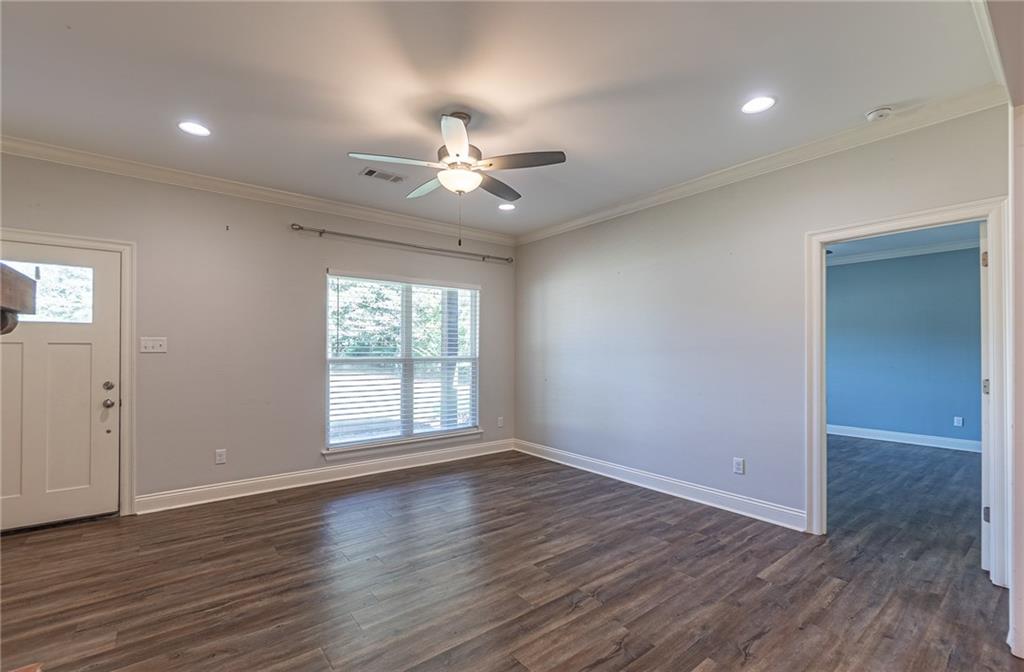 648 Barron Chapel Road Pineville, LA 71360 - Photo 7 of 37