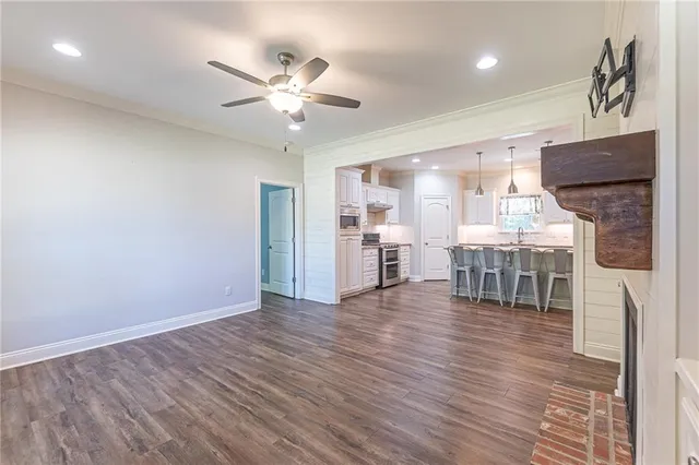 $327,500 | 648 Barron Chapel Road, Pineville, LA 71360