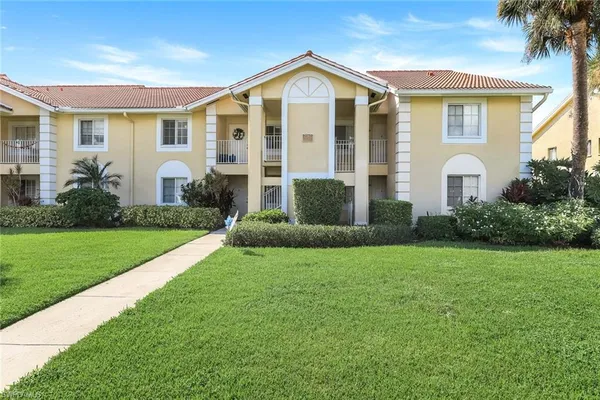 $319,000 | 7767 Jewel Lane, Unit 203, Naples, FL 34109