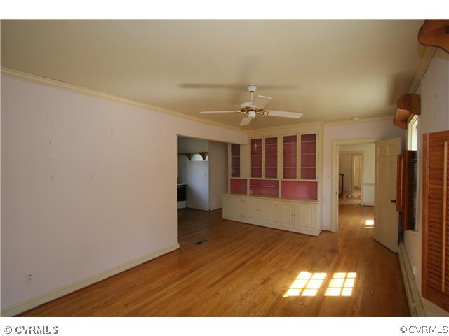 9814 River Road Henrico, VA 23238 - Photo 7 of 12 Den/Family/Great Room