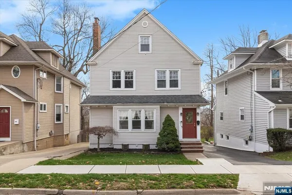 $785,000 | 119 Overpeck Avenue, Ridgefield Park, NJ 07660