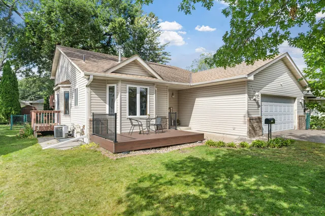 $385,000 | 4123 Yates Avenue North, Robbinsdale, MN 55422