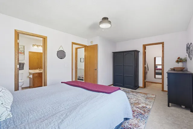 $385,000 | 4123 Yates Avenue North, Robbinsdale, MN 55422