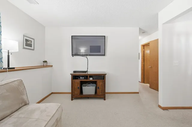 $385,000 | 4123 Yates Avenue North, Robbinsdale, MN 55422