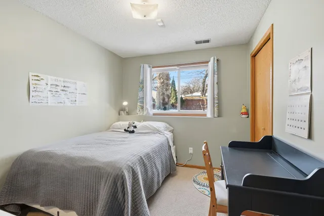 $385,000 | 4123 Yates Avenue North, Robbinsdale, MN 55422