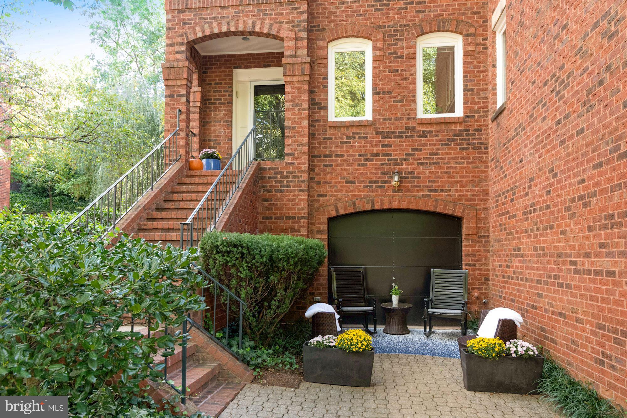 3978 Georgetown Court Northwest Washington, DC 20007 - Photo 3 of 24 Stately Brick Townhome