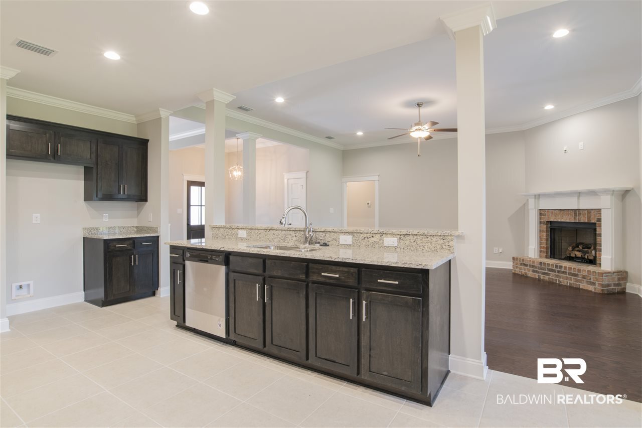 12601 Squirrel Drive Daphne, AL 36527 - Photo 12 of 39