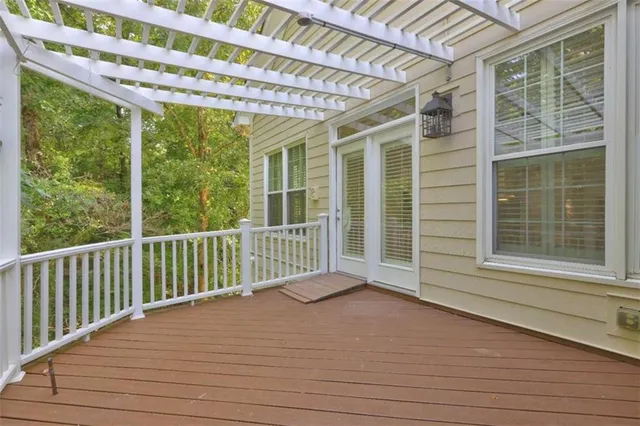 a view of a room with an empty space