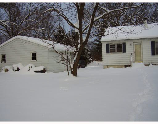 54737 Quince Road South Bend, IN 46628 - Photo 5 of 12