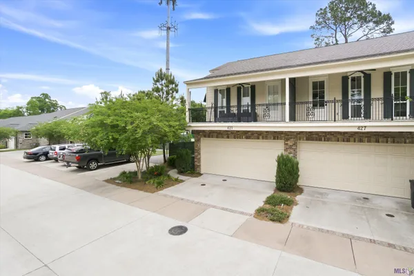 $2,200 | 421 St Thomas Lane, Baton Rouge, LA 70806