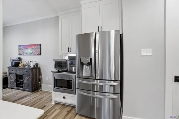 $2,200 | 421 St Thomas Lane, Baton Rouge, LA 70806