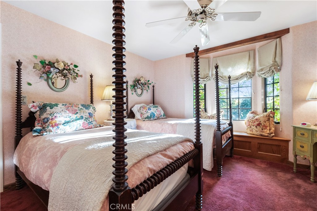5415 Fairhills Road Paso Robles, CA 93446 - Photo 37 of 73 Guest room with large walk-in closet.