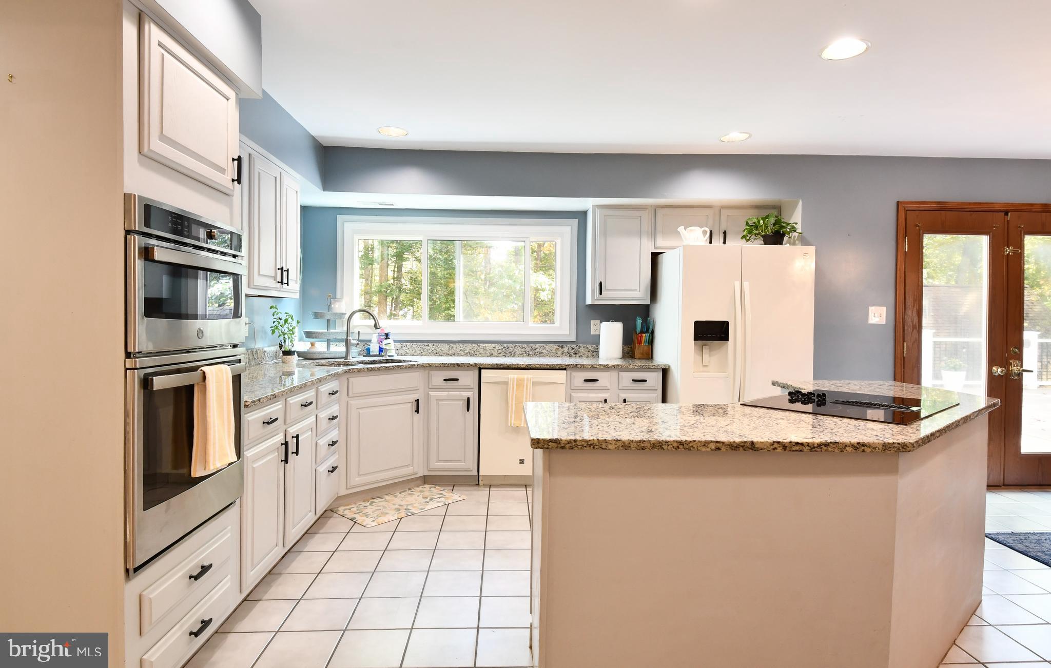 12455 Kent Road King George, VA 22485 - Photo 18 of 53 Beautiful open kitchen with updated appliances!