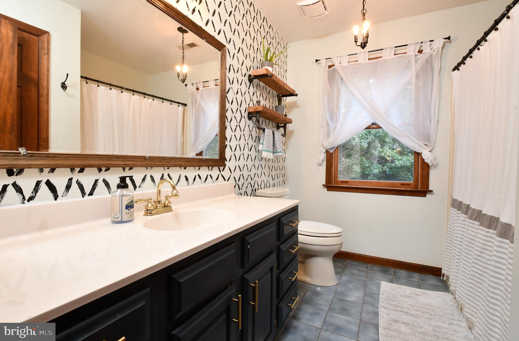 12455 Kent Road King George, VA 22485 - Photo 40 of 53 Full bathroom upstairs