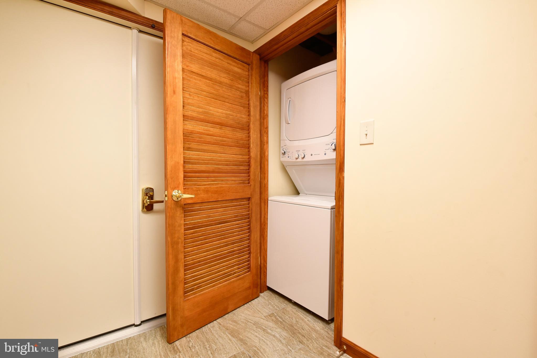 12455 Kent Road King George, VA 22485 - Photo 47 of 53 Lower level laundry