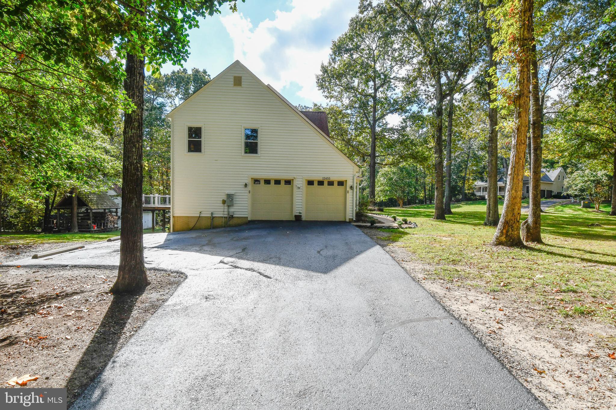 12455 Kent Road King George, VA 22485 - Photo 7 of 53 Two car garage