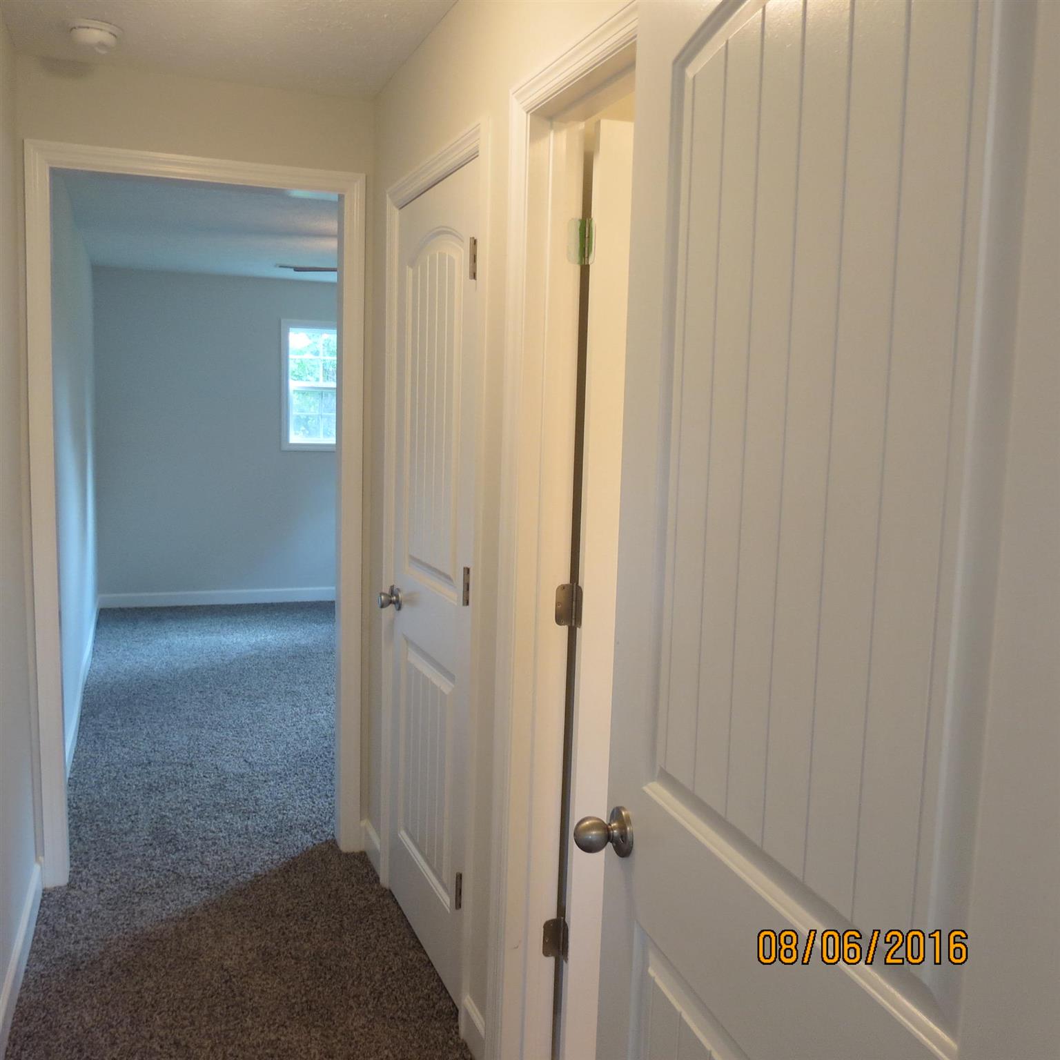 4800 Murfreesboro Road Lebanon, TN 37090 - Photo 8 of 23 a view of a bathroom