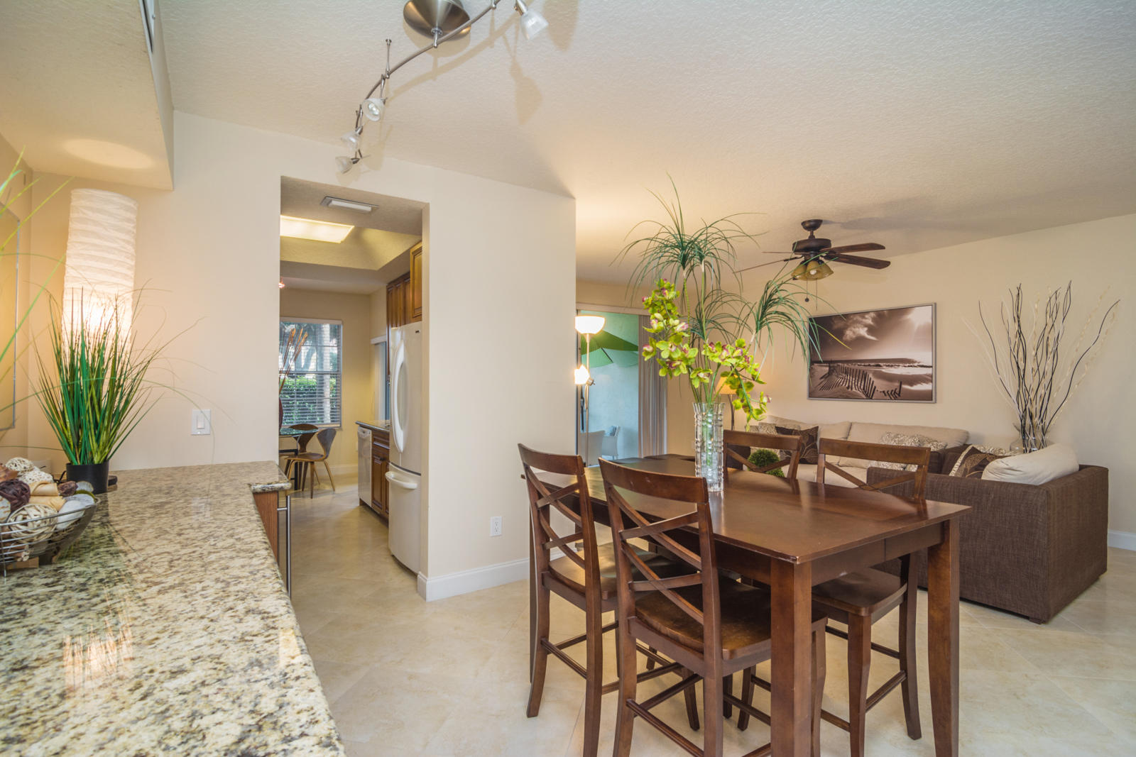 17060 Emile Street, Unit 4 Boca Raton, FL 33487 - Photo 8 of 31 ADAD21F1-4124-4EE4-8209-B2BD089AAA55