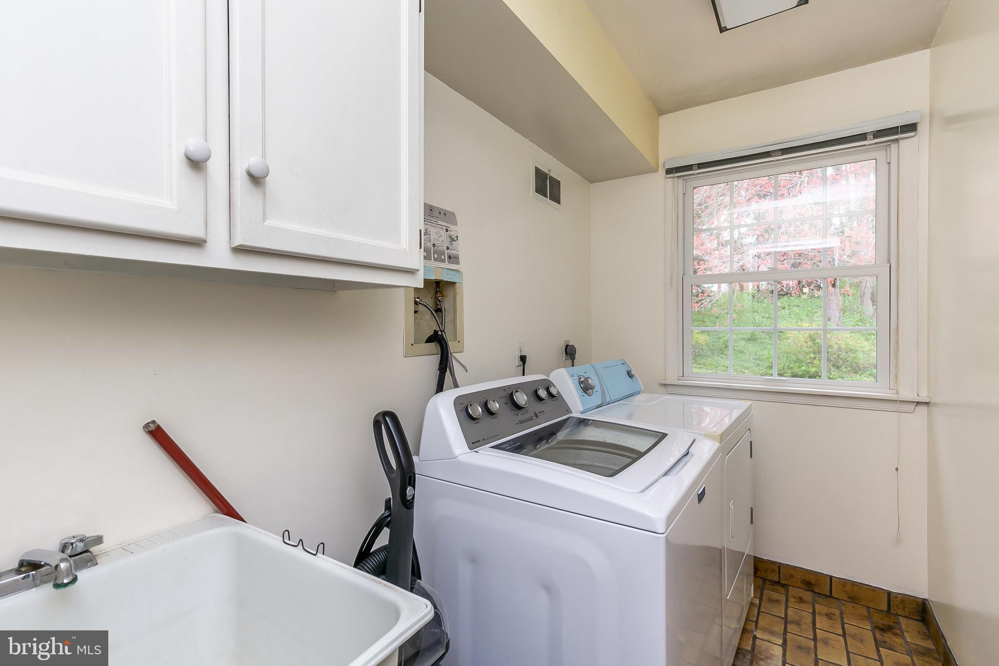 1400 Corbett Road Monkton, MD 21111 - Photo 14 of 20 Second Floor Laundry