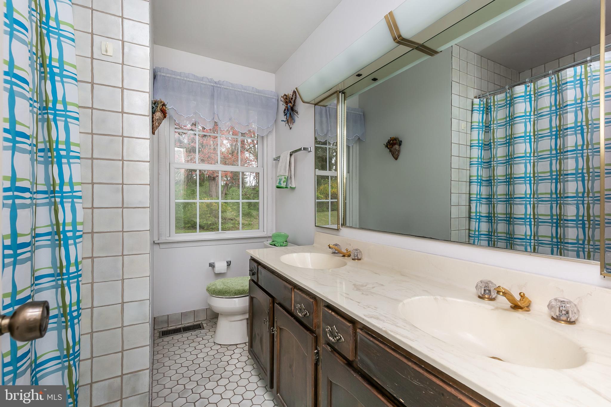 1400 Corbett Road Monkton, MD 21111 - Photo 16 of 20 Hall Bath