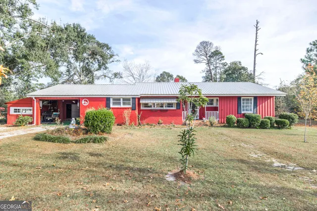 $219,000 | 4004 East Louisiana Avenue, Soperton, GA 30457