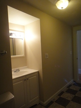 71 Park Terrace Road, Unit 2 Worcester, MA 01604 - Photo 11 of 12 Gallery Image 11