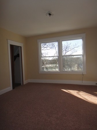 71 Park Terrace Road, Unit 2 Worcester, MA 01604 - Photo 5 of 12 Gallery Image 5