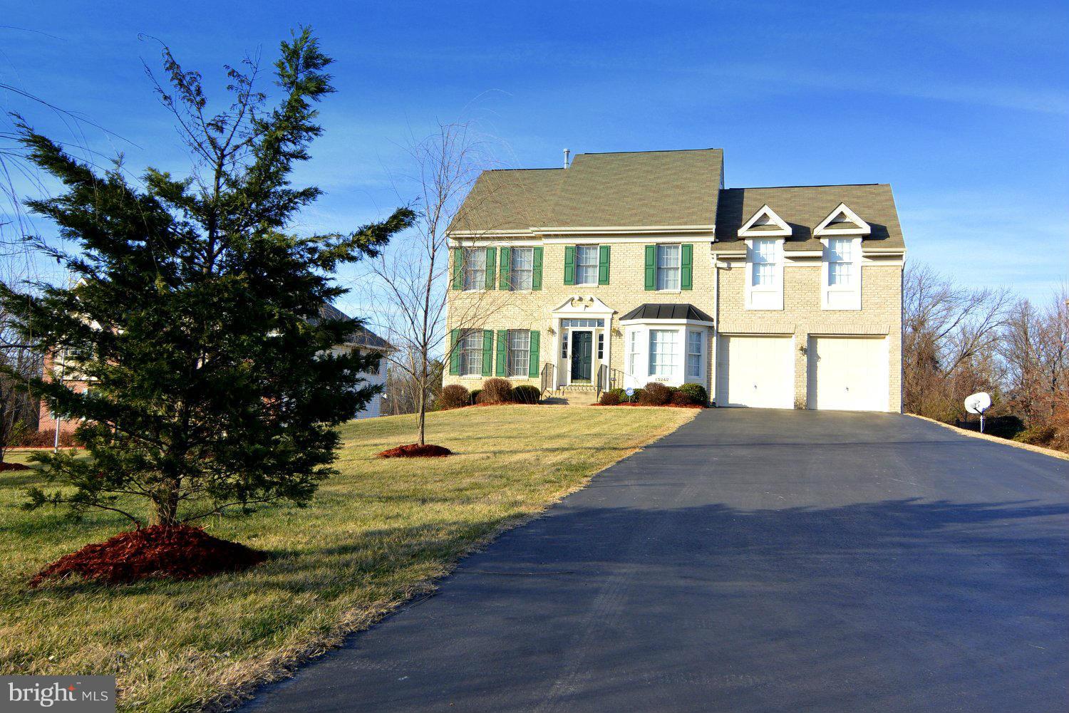 13242 Braddock Road Clifton, VA 20124 - Photo 1 of 30 Exterior (Front)