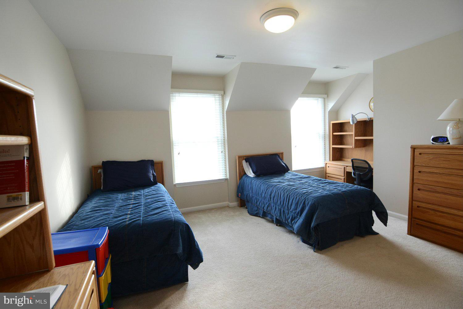 13242 Braddock Road Clifton, VA 20124 - Photo 19 of 30 Bedroom