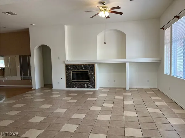 $2,700 | 2789 Gallant Hills Drive, Las Vegas, NV 89135