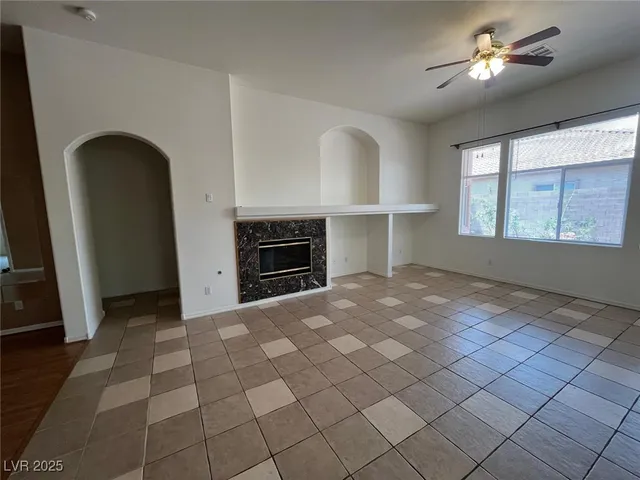 $2,700 | 2789 Gallant Hills Drive, Las Vegas, NV 89135
