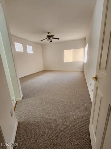 $2,700 | 2789 Gallant Hills Drive, Las Vegas, NV 89135