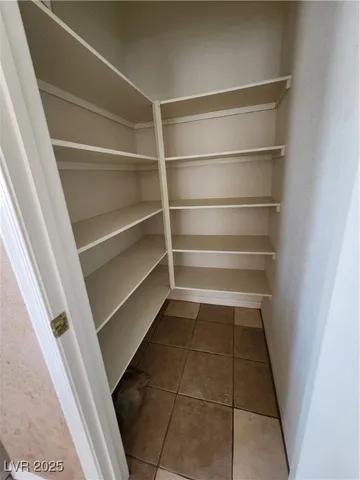 $2,700 | 2789 Gallant Hills Drive, Las Vegas, NV 89135