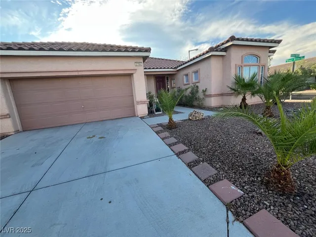 $2,700 | 2789 Gallant Hills Drive, Las Vegas, NV 89135