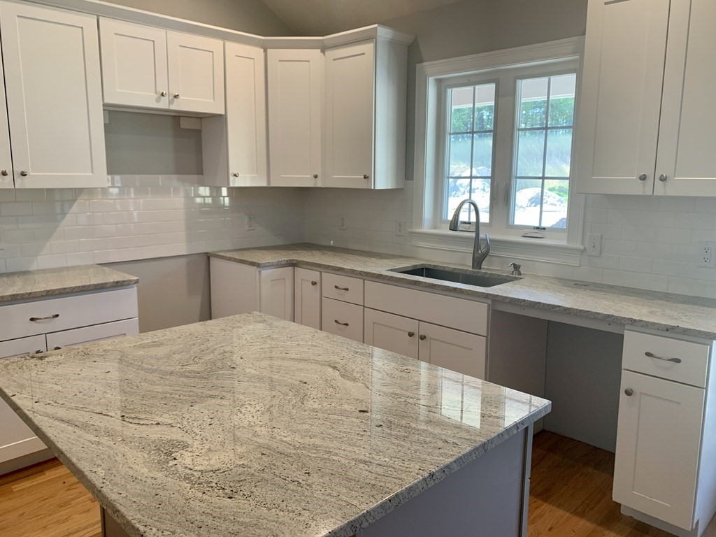 20 Turtle, Unit 20 Sterling, MA 01564 - Photo 3 of 12 Gallery Image 3