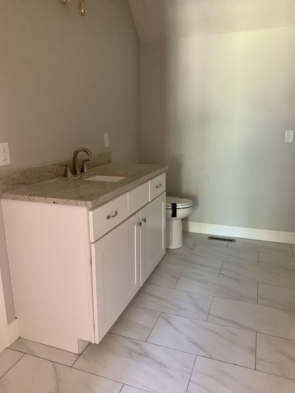 20 Turtle, Unit 20 Sterling, MA 01564 - Photo 8 of 12 Gallery Image 8