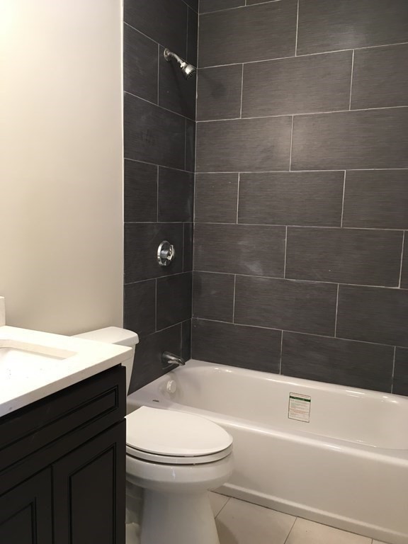 17 Alpine Street, Unit 2 Boston, MA 02119 - Photo 13 of 15
