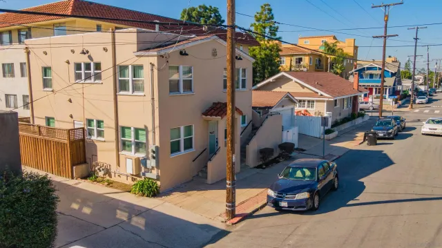 a view of outdoor space yard and patio